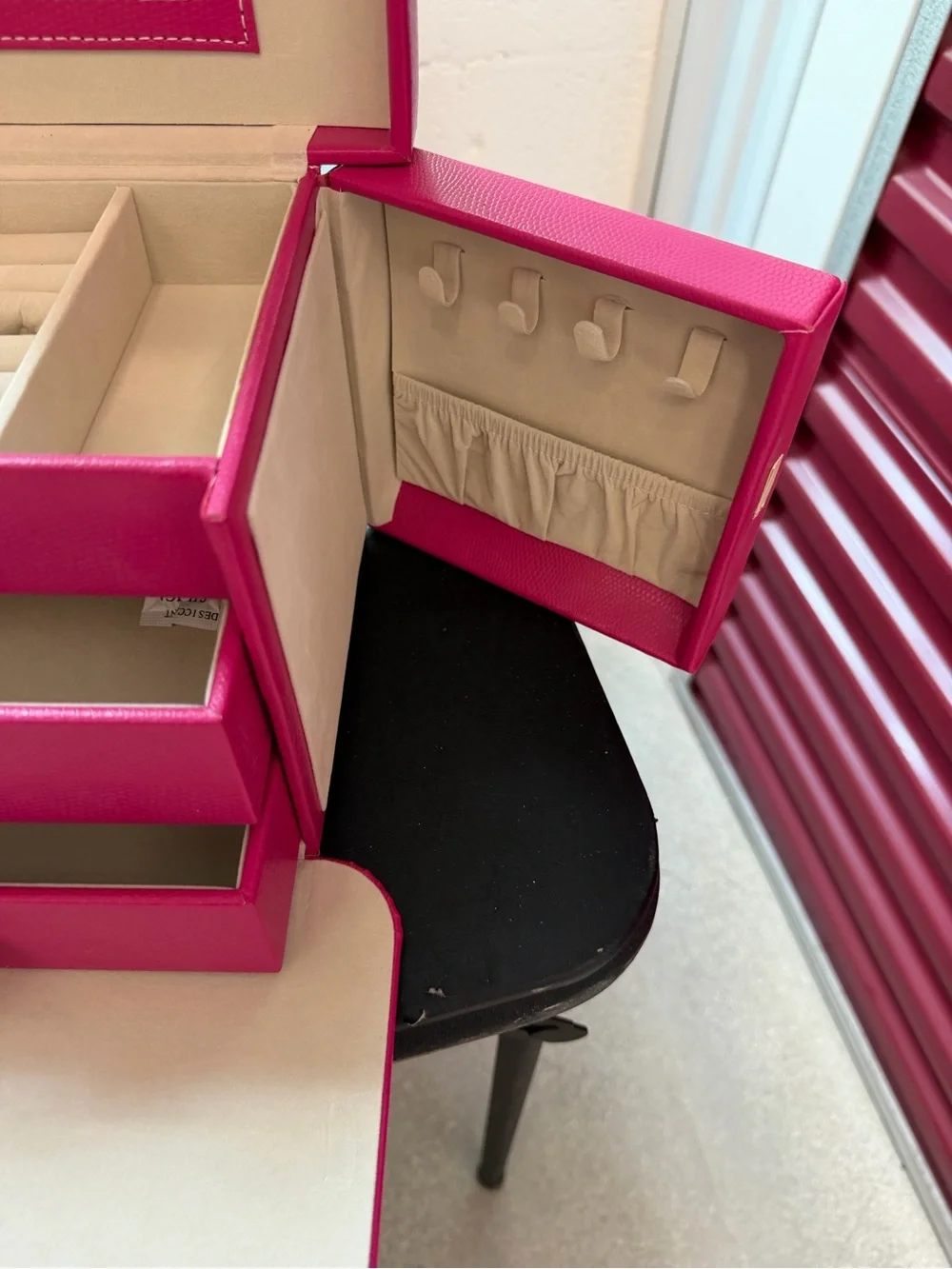 Deluxe Hot Pink Jewelry Organizer Box with Mirror